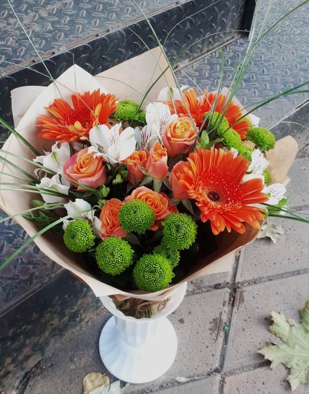 Букет цветов из: Герберы, Хризантемы, Альстромерии и Розы в Арчединской
