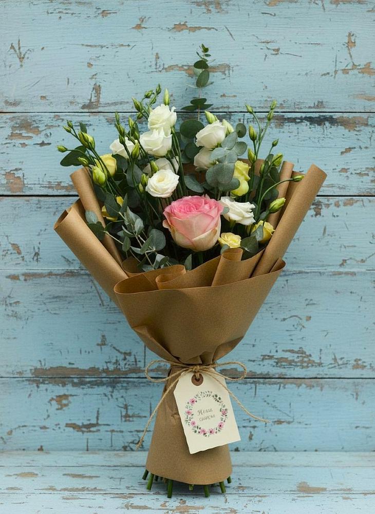 Букет цветов из: Розы и Лизиантусы в Арчединской