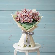 Букет цветов из:  Орхидеи и Розы в Арчединской