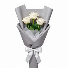 Букет 3 белые розы в Арчединской