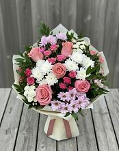 Букет цветов из:  Альстромерии, Гвоздики, Розы и Хризантемы в Арчединской