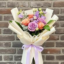 Букет цветов из:  Лизиантусы и Розы #REPLACE_PRED# Арчединской