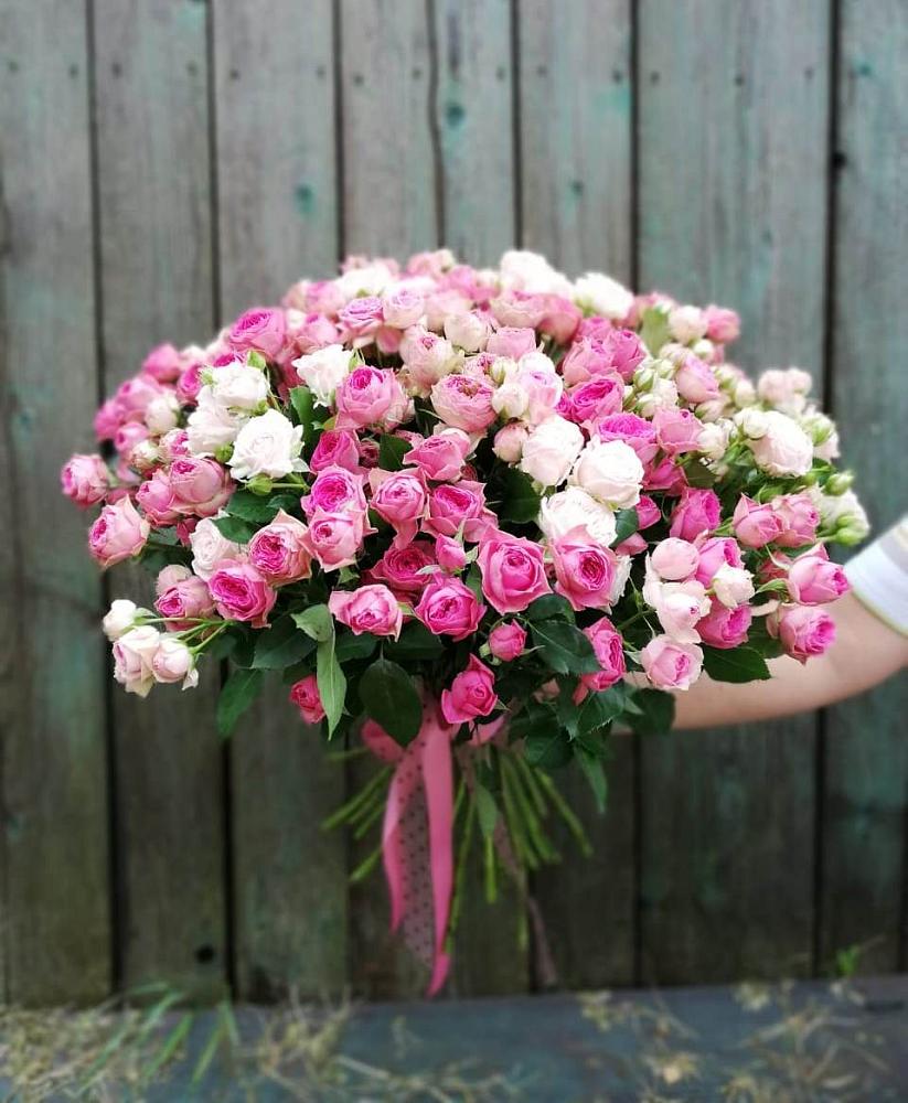 Букет Розовые кустовые розы Натали и Лав Лидия в Арчединской