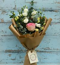 Букет цветов из:  Розы и Лизиантусы в Арчединской