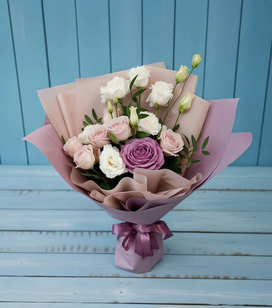 Букет цветов из: Розы и Лизиантусы в Арчединской